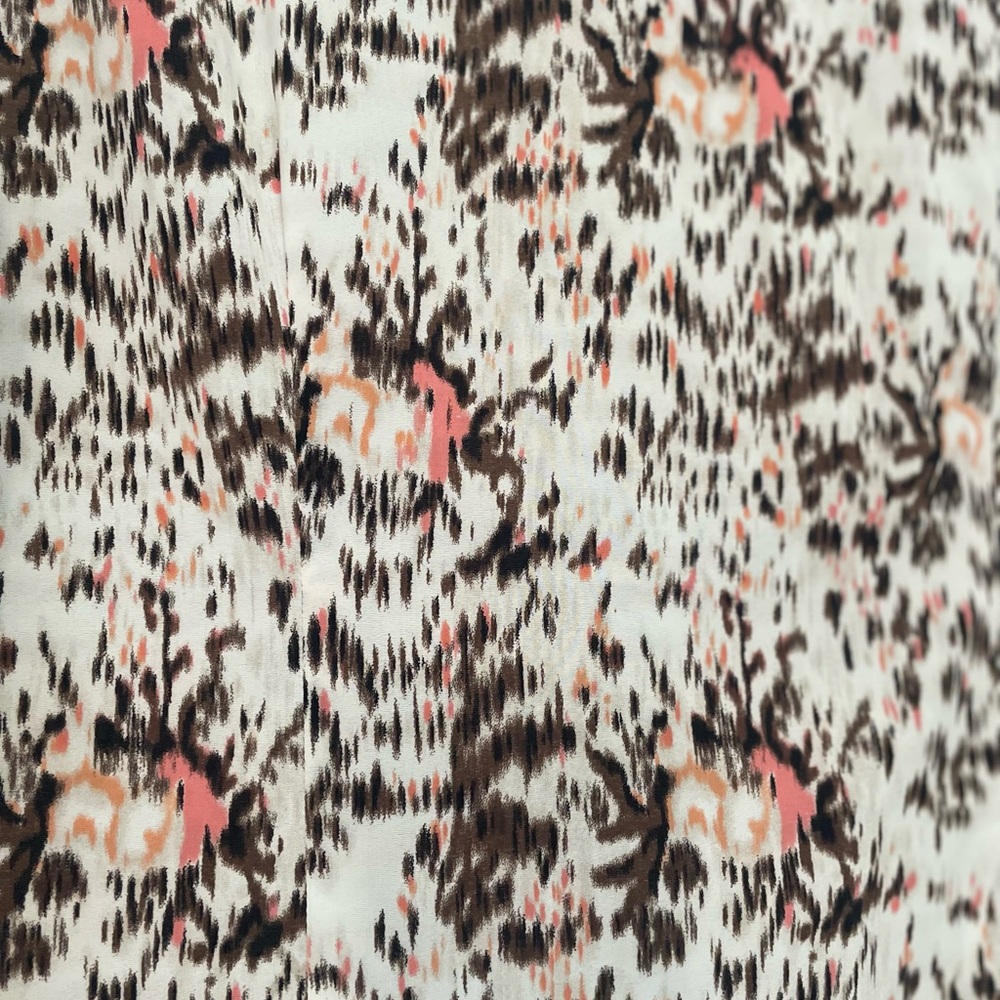 White Stag Beautiful Women's Patterned Button-Up Blouse Size L (12-14) - Picture 6 of 8